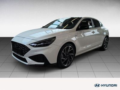 Weiß Gebraucht 2024 Hyundai i30 N Line Limousine | 26.480 € (Teuer)