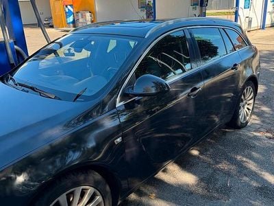 Gebraucht Opel Insignia Sport 163 PS (119 kW) 2012 Schwarz Kombi