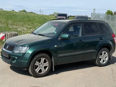 Usata Suzuki Grand Vitara 140 CV (102 kW) 2008 Verde SUV
