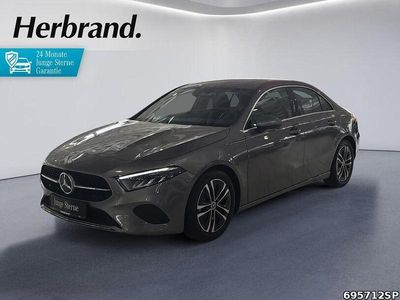 Neu Mercedes A180 Progressive 136 PS (100 kW) 2025 Metalliclack mountaingrau Limousine
