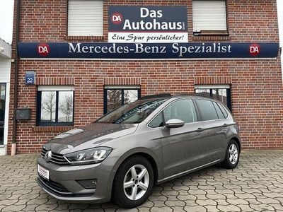 Grau Gebraucht 2014 VW Golf Sportsvan R-line Van / Kleinbus | 15.490 € (Fairer Preis)