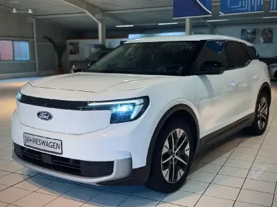 Usata Ford Explorer 210 kW (286 CV) 2024 Bianco SUV