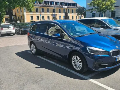 Gebraucht BMW 216 116 PS (85 kW) 2018 Blau Van / Kleinbus