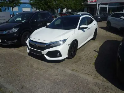 Gebraucht Honda Civic Prestige 182 PS (133 kW) 2017 White orchid p. Limousine