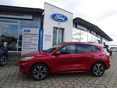 Gebraucht Ford Kuga ST-Line X 224 PS (164 kW) 2024 Lucid rot met. SUV