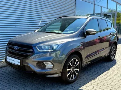 Gebraucht Ford Kuga ST-Line 182 PS (133 kW) 2018 Magneticgrau (metallic) SUV