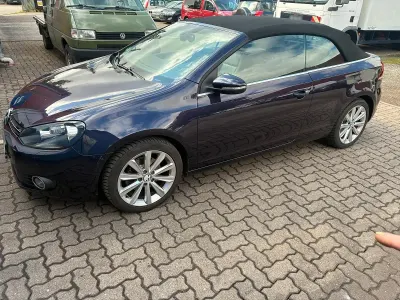 Gebraucht VW Golf 105 PS (77 kW) 2011 Blau Cabrio