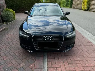 Gebraucht Audi A4 143 PS (105 kW) 2012 Schwarz Kombi
