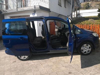 Gebraucht Ford Tourneo Courier 75 PS (55 kW) 2014 Blau Van / Kleinbus