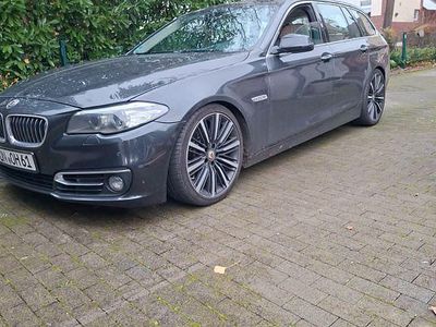 Gebraucht BMW 530 Performance 258 PS (189 kW) 2013 Grau Kombi