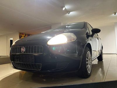 Gebraucht Fiat Grande Punto Active 65 PS (47 kW) 2009 Schwarz Kleinwagen