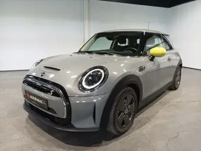 Gebraucht Mini Cooper SE Essential 135 kW (184 PS) 2022 Moonwalk grey Kleinwagen