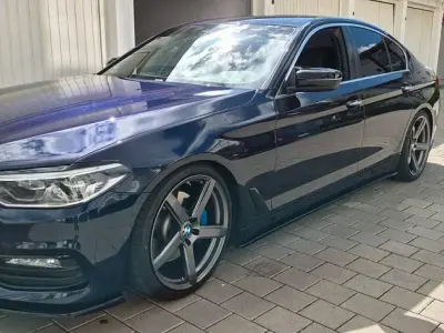 Gebraucht BMW 530 Performance 265 PS (194 kW) 2018 Blau Limousine