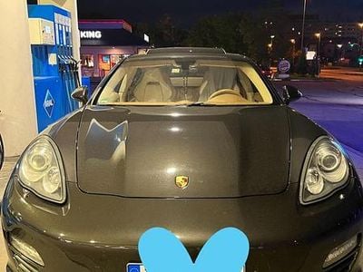Porsche Panamera 4S