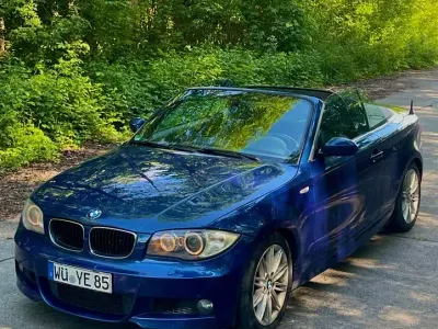 Gebraucht BMW 123 Cabriolet M Sport 204 PS (150 kW) 2009 Blau Cabrio