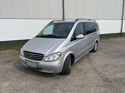 Usata Mercedes Viano 204 CV (150 kW) 2008 Argento Monovolume