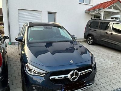 Mercedes GLA250