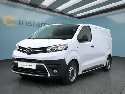 Gebraucht Toyota Proace 120 PS (88 kW) 2022 Weiß Van / Kleinbus