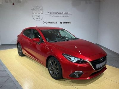 Rot Gebraucht 2016 Mazda 3 Nakama Limousine | 14.950 € (Etwas zu teuer)