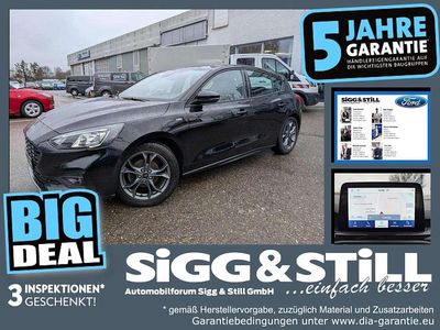 Obsidianschwarz Gebraucht 2021 Ford Focus ST-Line Limousine | 14.990 € (Fairer Preis)