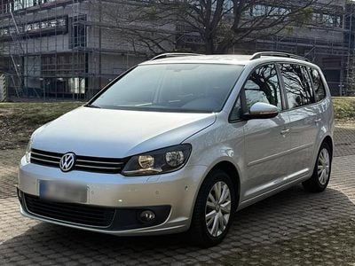 Gebraucht VW Touran 109 PS (80 kW) 2013 Silber Van / Kleinbus