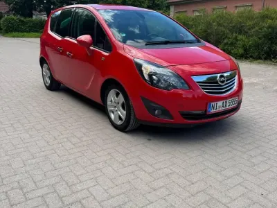Gebraucht Opel Meriva 100 PS (73 kW) 2011 Rot Van / Kleinbus