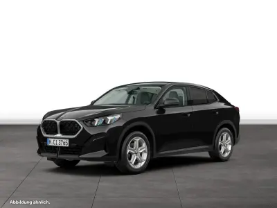 Gebraucht BMW X2 150 PS (110 kW) 2025 Black sapphire metallic SUV