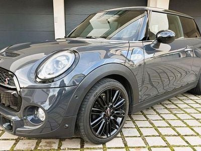 Grau Gebraucht 2019 Mini Cooper S Kleinwagen | 17.700 € (Guter Preis)
