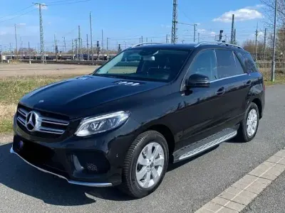 Gebraucht Mercedes GLE350 258 PS (189 kW) 2015 Schwarz SUV