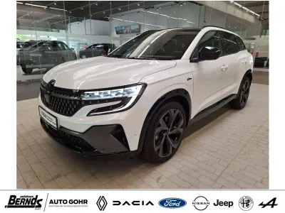 Usata Renault Austral Iconic Esprit Alpine 200 CV (147 kW) 2023 Bianco SUV