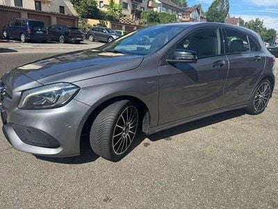 Usata Mercedes A200 AMG line 156 CV (114 kW) 2018 Grigio Utilitaria