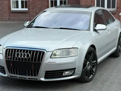 Gebraucht Audi S8 Comfort 450 PS (330 kW) 2007 Silber Limousine