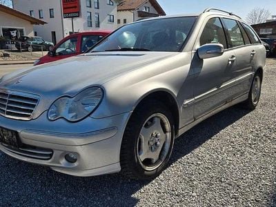 Usata Mercedes C220 150 CV (110 kW) 2005 Argento Station wagon