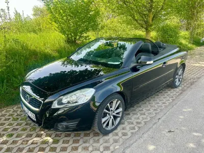 Second-hand Volvo C70 Momentum 177 CP (130 kW) 2011 Negru Cabrio