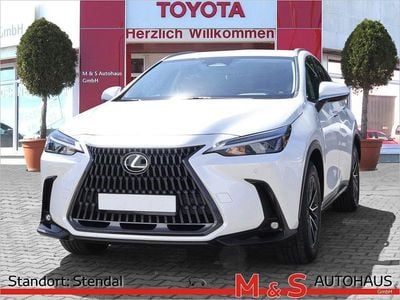 Sonic white Gebraucht 2022 Lexus NX450h+ E-FOUR SUV | 45.990 € (Fairer Preis)