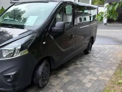Gebraucht Opel Vivaro S 125 PS (91 kW) 2017 Schwarz Van / Kleinbus