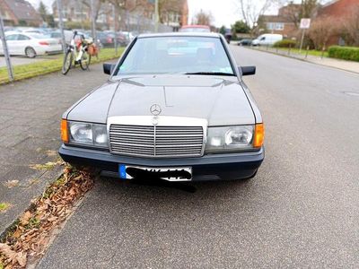 Grau Gebraucht 1988 Mercedes 190 Limousine | 5.800 €