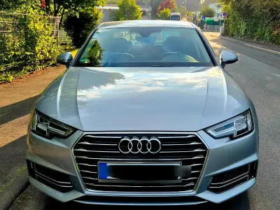 Gebraucht Audi A4 Design 190 PS (139 kW) 2019 Grau Limousine