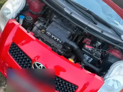 Gebraucht Toyota Yaris 87 PS (63 kW) 2007 Rot Kleinwagen
