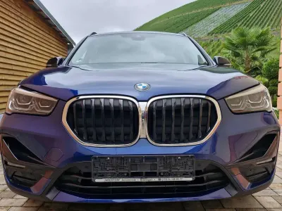 Gebraucht BMW X1 Sport Line 150 PS (110 kW) 2022 Blau SUV