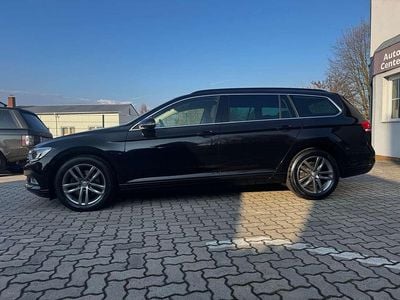 Second-hand VW Passat Comfortline 150 CP (110 kW) 2018 Negru Break