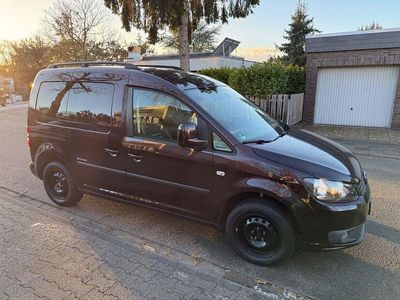 Gebraucht VW Caddy 102 PS (75 kW) 2014 Violet Van / Kleinbus