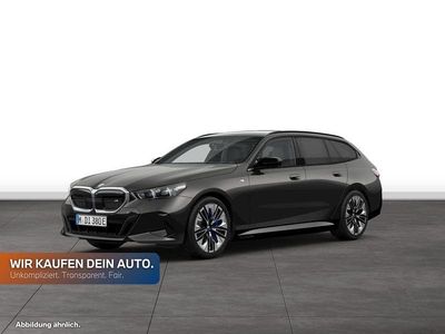 Gebraucht BMW i5 Comfort Edition 442 kW (601 PS) 2024 Sophistograu brillanteffekt metallic Kombi