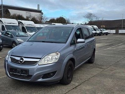 Gebraucht Opel Zafira Edition 116 PS (85 kW) 2009 Silber Van / Kleinbus