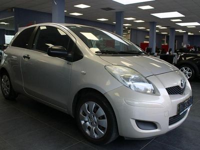 Gebraucht Toyota Yaris Cool 101 PS (74 kW) 2009 Silber Limousine