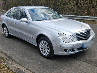 Gebraucht Mercedes E320 224 PS (164 kW) 2006 Silber Limousine