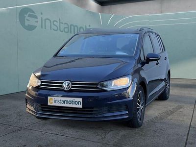 Blau Gebraucht 2018 VW Touran Comfortline Van / Kleinbus | 20.250 € (Etwas zu teuer)