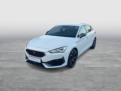 Weiß Gebraucht 2021 Cupra Leon VZ Limousine | 22.977 € (Fairer Preis)