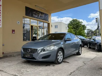 Occasion Volvo S60 Kinetic 150 ch (110 kW) 2011 Bleue Berline