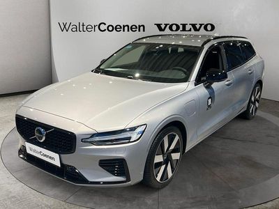 Neu Volvo V60 Business Edition 310 PS (228 kW) 2025 Silber Kombi